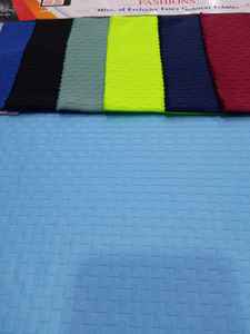 Tela de LICRA Lisa a la moda, material elegante y cómodo, camisetas modernas de verano para niñas, ropa OEM, proveedor a granel - Product Image 6