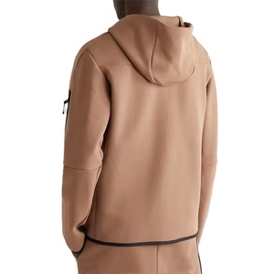 Fabricant Vêtements de sport légers à fermeture éclair sur mesure Survêtements en polaire technique pour hommes avec poche sur les manches Survêtements respirants 2026 - Product Image 4