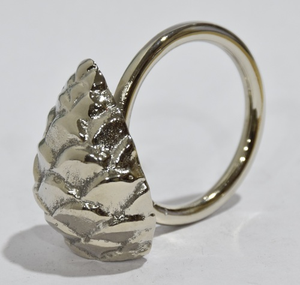 Anneaux de serviette boucles pour dîner de famille fête de mariage anneau de serviette en métal feuilles forme couleur différente anneau de serviette personnalisé - Product Image 4