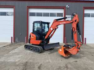 2024 Kubota U35-4 MINI Excavator: กำลังกะทัดรัดสร้างขึ้นเพื่อดำเนินการ - Product Image 2