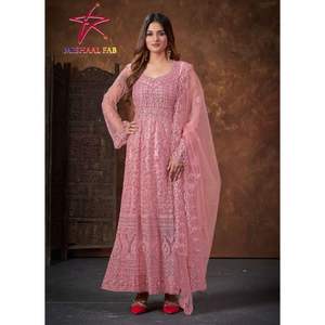 Support de vêtements spéciaux pour l'Aïd/Collection de vêtements à feuilles persistantes pour adultes Filet lourd Salwar Kameez avec broderie séquentielle à vendre - Product Image 1