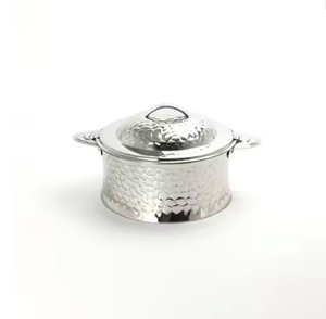 Casserole en métal avec couvercle classique disponible à un prix raisonnable Pots chauds argentés au design simple pour hôtel et maison - Product Image 3