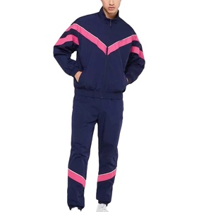 เสื้อกันลมใส่ได้ทั้งชายและหญิงชุดวอร์มกางเกงมีฮู้ดสำหรับฝึกซ้อมไซส์ใหญ่พิเศษพร้อม2026กระเป๋า - Product Image 1