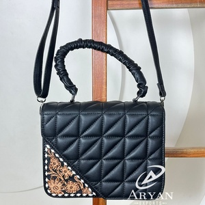 Custom Hand Tooled Quilted Leather Fold-Over Flap Crossbody Bag for Women's High Quality Genuine Leather Ruffles Handle Handbags - Product Image 1