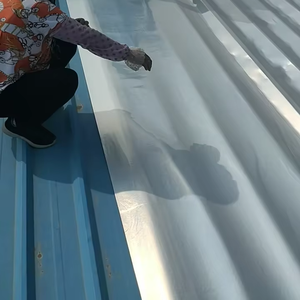 Rouleau de membrane d'étanchéité flexible en PE pour toitures métalliques industrielles et entrepôts pour applications extérieures aux États-Unis - Product Image 1