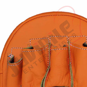 Mitaines de poinçonnage d'entraînement en cuir véritable choix professionnel de haute qualité en gros meilleur prix coussinets de mise au point compacts pour le kickboxing - Product Image 4