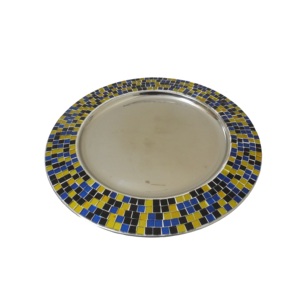 Cargador de acero inoxidable con acabado niquelado de forma redonda y aspecto moderno para catering de cenas de aniversario de bodas. - Product Image 4