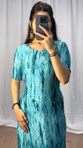 Women's Elegant A-Line Bandhani Print Kurti with Stylish Neckline Traditional Style for Winter Parties or Seasons - Product Image 2