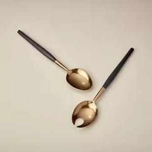 ชุดช้อนส้อมสลัดสแตนเลสคุณภาพสูง ด้ามไม้ ผิวขัดเงา อุปกรณ์ครัว - Product Image 3