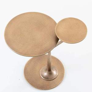 Diseño de textura de aluminio fundido, superventas, muebles de decoración del hogar, mesa lateral y de centro para el hogar, sala de estar y decoración de oficina - Product Image 1