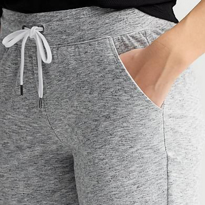 Vente en gros de shorts en jersey de coton dernier design pour femmes 100% logo sérigraphié personnalisé en coton avec poches latérales shorts pour femmes - Product Image 3