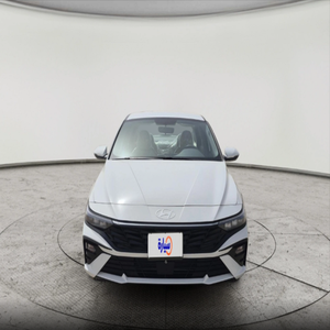 Ventas principales para Hyundai Elantra Smart usado 2025 listo para enviar - Product Image 1