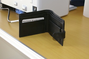 HMB-0699A Men's Luxury Fashion BiFold Genuine Leather <b>Wallet</b> Short RFID Protected Cover Closure Cotton Lining Pocket Size - Product Image 3
