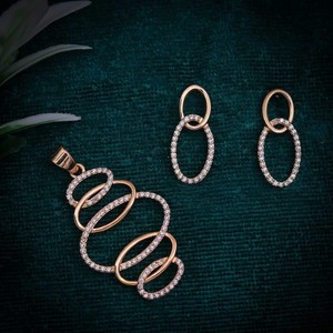 ชุดจี้รูปวงรีสำหรับผู้หญิง ชุบทอง คุณภาพสูง ทำจากสแตนเลสสตีล ประดับด้วยเพชรซิร์คอน ดีไซน์ทันสมัย - Product Image 2