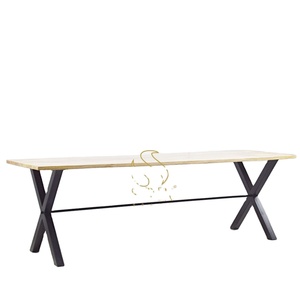 Dernière table de restaurant et hôtel de designer indien unique faite à la main, table à manger en bois et en fer - Product Image 1