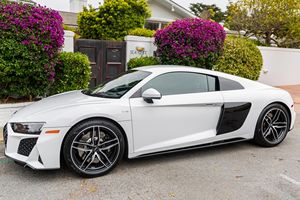 AUDI R8 V10 2020 USADO, Volante a la Izquierda/Derecha - Product Image 3