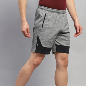 กางเกงขาสั้นผ้าตาข่ายลายสก็อตสไตล์ฮิปฮอปสำหรับผู้ชาย เป็นมิตรกับสิ่งแวดล้อม ผลิตจากโพลีเอสเตอร์แบบซับลิเมชั่น ออกแบบเองได้ ผลิตในปากีสถาน เหมาะสำหรับการเล่นกีฬาและฝึกซ้อม แห้งเร็ว - Product Image 4