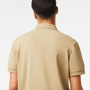 2025 coupe régulière 100% polo en piqué de coton stretch beige foncé avec patte de boutonnage dissimulée et chemises polo côtelées pour hommes OEM - Product Image 4