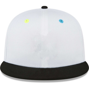 Logo personnalisé Casquette délavée pour femmes Casquette en maille pour queue de cheval en détresse Casquette de camionneur - Product Image 4