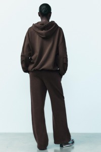 Vente en gros d'ensemble pour femme élégante survêtement à jambes larges personnalisé deux pièces pantalon de survêtement à jambes larges personnalisable ensemble à capuche à double fermeture éclair - Product Image 2