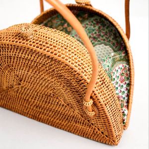 Bolsos de mujer más vendidos 100% bolsos de ratán tejidos a mano naturales para viajes y uso diario al por mayor de La India - Product Image 1