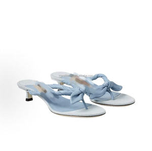 Sandalias de Playa JC Summer Casual para Mujer, Modelo Liss 35, Diseño de Lazo en Cuero Premium, Punta Redonda, Tacón Bajo - Product Image 1