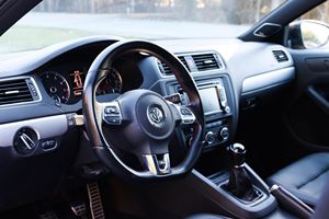 Volkswagen Jetta GLI Autobahn 2013 abordable, conduite à gauche/droite - Product Image 3