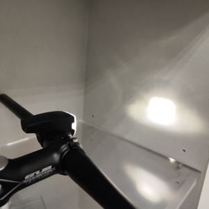 Feux avant 25 LUX, norme allemande - Product Image 1