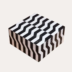 Joyero con incrustaciones de resina rectangular de color y tamaño personalizado hecho a mano de alta calidad multicolor para almacenamiento en el hogar - Product Image 3