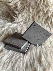 Sous-verres carrés en marbre Basalatina faits à la main, vaisselle en pierre naturelle, articles ménagers - Product Image 5