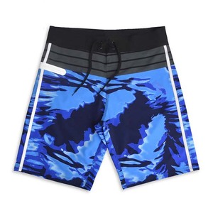 Pantalones cortos estampados por sublimación personalizados OEM ropa de hombre estilo callejero algodón transpirable de talla grande algodón poliéster hombres pantalones cortos - Product Image 1