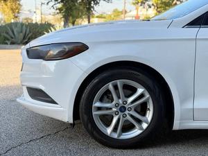 Ford Fusion SE 2018 - Product Image 4