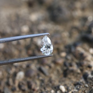 GIA เพชรธรรมชาติ1.00 CT D สีที่มีความคมชัด VVS ตัดลูกแพร์ด้วยความซับซ้อนเหนือกาลเวลาสำหรับเครื่องประดับ - Product Image 3