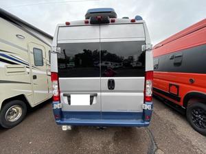 RUSH CLEAN - Roadtrek Zion 2024 usado, listo para vender - Product Image 4