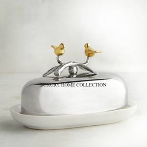 Beurrier moderne en acier inoxydable brossé avec un design parfait pour ceux qui aiment les ustensiles de cuisine simples mais sophistiqués - Product Image 2