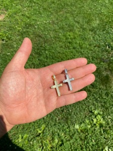 14kt/18kt Lab Grown Diamond Cross Colgantes Iced Out Classic GIA Certified Unisex Disponible 10K/14K Gold Worldwide Supply - Product Image 3