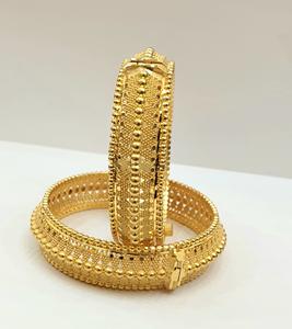 GRM Juego de brazaletes de Latón chapado en oro de 24 quilates para mujer, 2 accesorios de moda para boda, compromiso, fiesta, regalo de aniversario - Product Image 1