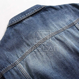 Chaqueta de Mezclilla de Estilo Casual Clásico Retro, Duradera y Cómoda para un Look Atemporal - Product Image 3