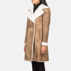 Abrigo de Piel de Oveja Amie Brown, Estilo Doble Botonadura, con Efecto Desgastado - Product Image 4