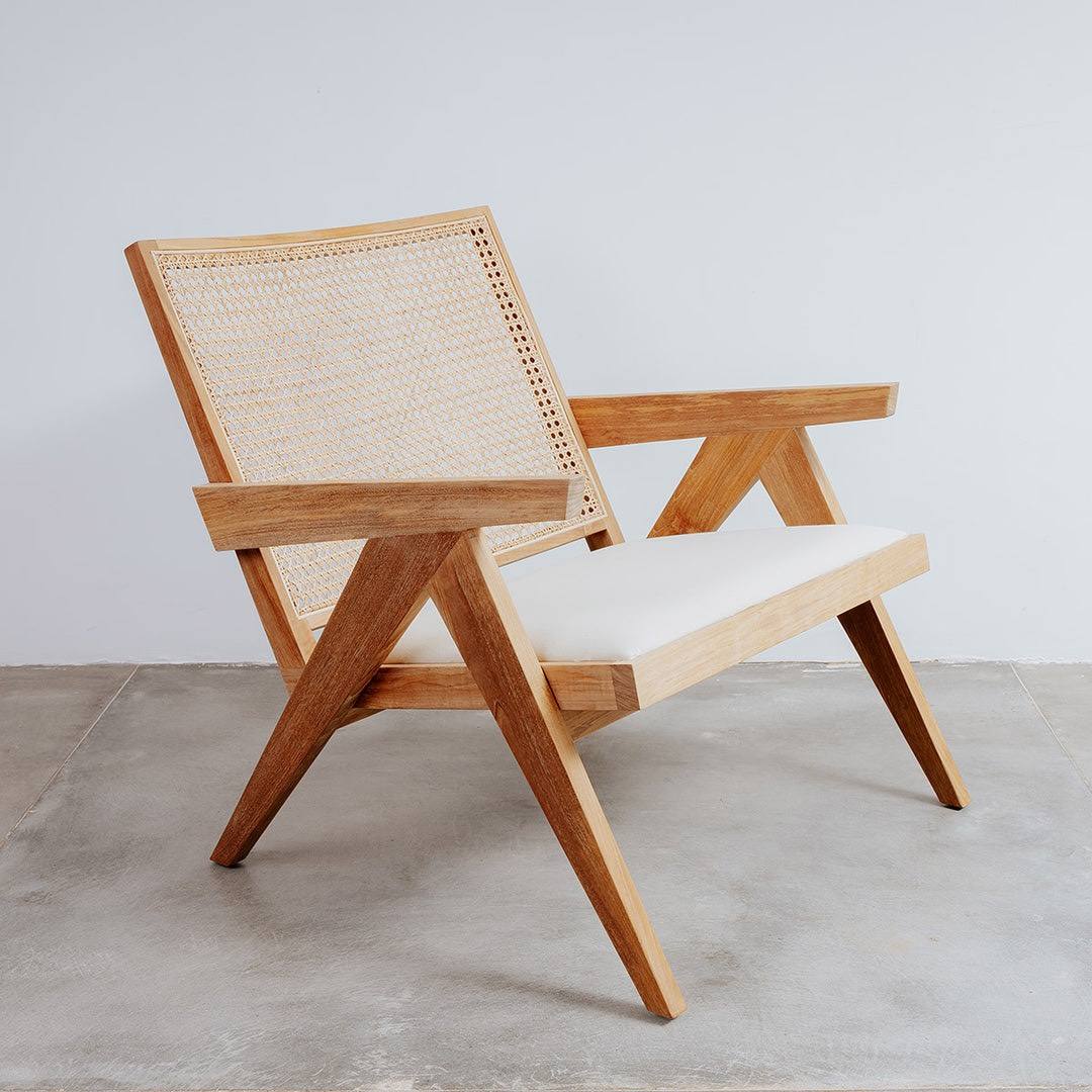 สีดำสีกากี