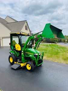 Cortadora de Césped Industrial Johny Deere X940 de 2 Tiempos con Historial de Mantenimiento Completo Disponible - Product Image 1