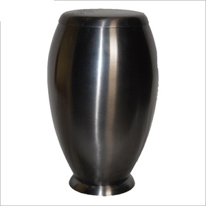 Urnes de crémation pour adultes en laiton de haute qualité avec étain et urnes funéraires en métal fini de couleur noire pour les cendres humaines - Product Image 5