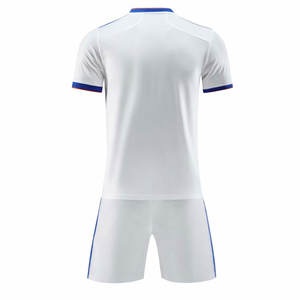 Uniforme de Fútbol Personalizado para Hombre, Conjunto de Camiseta de Fútbol Totalmente Blanca con Ribete Azul Real y Naranja, Secado Rápido, 100% Poliéster, Kit de Entrenamiento de Fábrica - Product Image 3