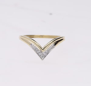 แหวนทองคำ 14K ชุบโรเดียม ลายเชฟรอน ประดับเพชรทรงบริลเลียนต์ธรรมชาติ ดีไซน์รูปตัววี ฝังแบบช่อง ดีไซน์เรียบหรูทันสมัย - Product Image 3