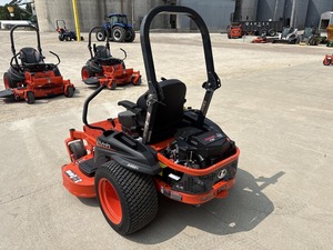 Tondeuse autoportée Kubota Z452KWTI-60 à plateau de coupe de 60 pouces, tondeuse zéro-turn d'occasion pour jardin, en stock, vente en gros - Product Image 4
