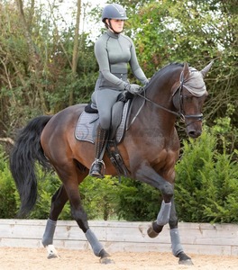 Selle de cheval en coton matelassé, solide et durable, confortable et respirante, options personnalisées - Product Image 3