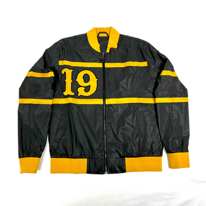 เสื้อแจ็คเก็ตบอมเบอร์แบบสะท้อนแสง 3M สีดำ แบบกลับด้านได้ สำหรับกลุ่มพี่น้องนักศึกษากรีก  แบบ unisex  ซิปด้านหน้า กันน้ำ สไตล์สตรีทแวร์ - Product Image 2