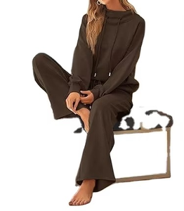 Conjuntos Deportivos de Punto Marrón Oscuro para Mujer Hechos a Medida al por Mayor, Sudadera con Capucha de Punto, Pantalones Anchos de Corte Holgado, Conjunto de Punto de Primera Calidad - Product Image 5