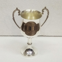Haute qualité 2025 Offre Spéciale Europe Style Champion League Sports de plein air trophée tasse en métal Antique laiton trophées tasse
