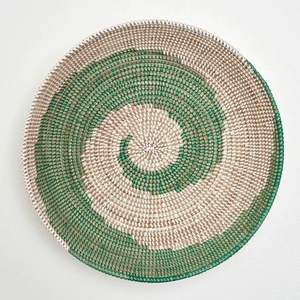 จานจานจานที่ชาร์จไข่มุกธรรมชาติทำด้วยมือสำหรับใช้ในงานปาร์ตี้ของตกแต่งบนโต๊ะผลิตในเวียดนาม - Product Image 1